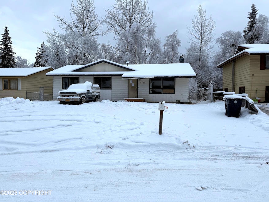 6124 E 21st Ave, Anchorage, AK 99504 - photo 1