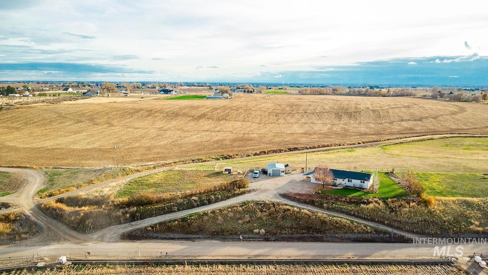 For Sale $549,900 • Co-Listing Agent