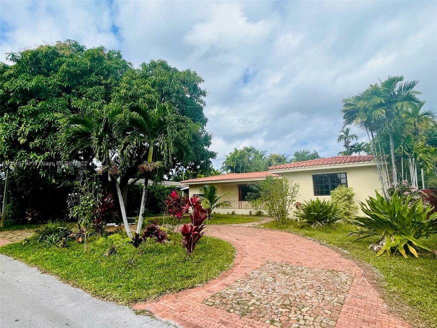 Sold $1,220,000 • Co-Listing Agent
