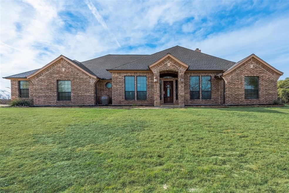 1190 Tower St, Springtown, TX 76082 - photo 1