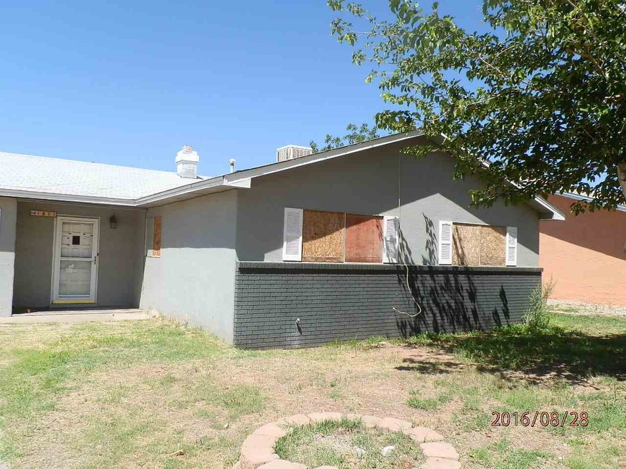1811 Crescent Dr, Alamogordo, NM 88310 - photo 1