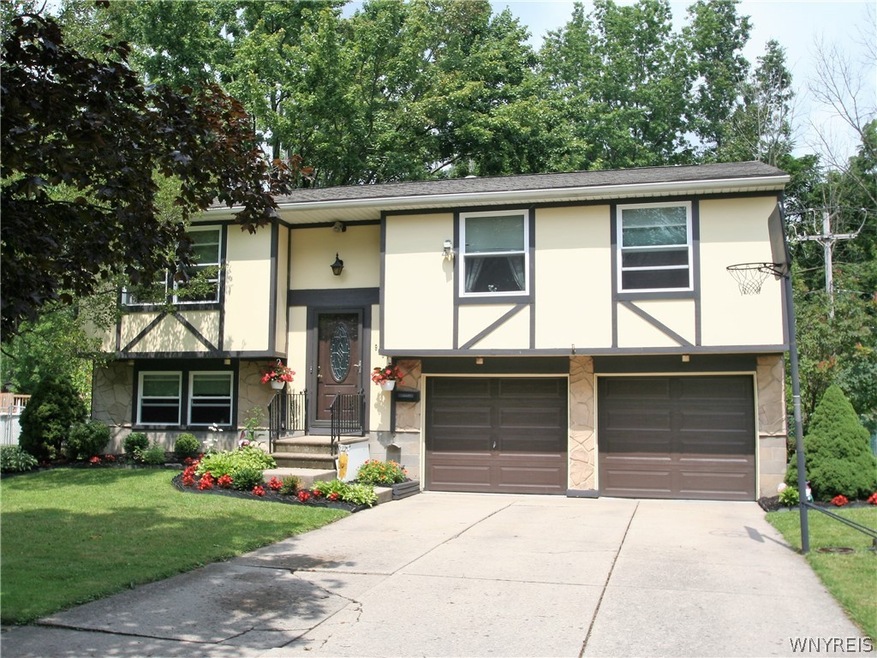 963 Fairmont Ave, North Tonawanda, NY 14120 - photo 1