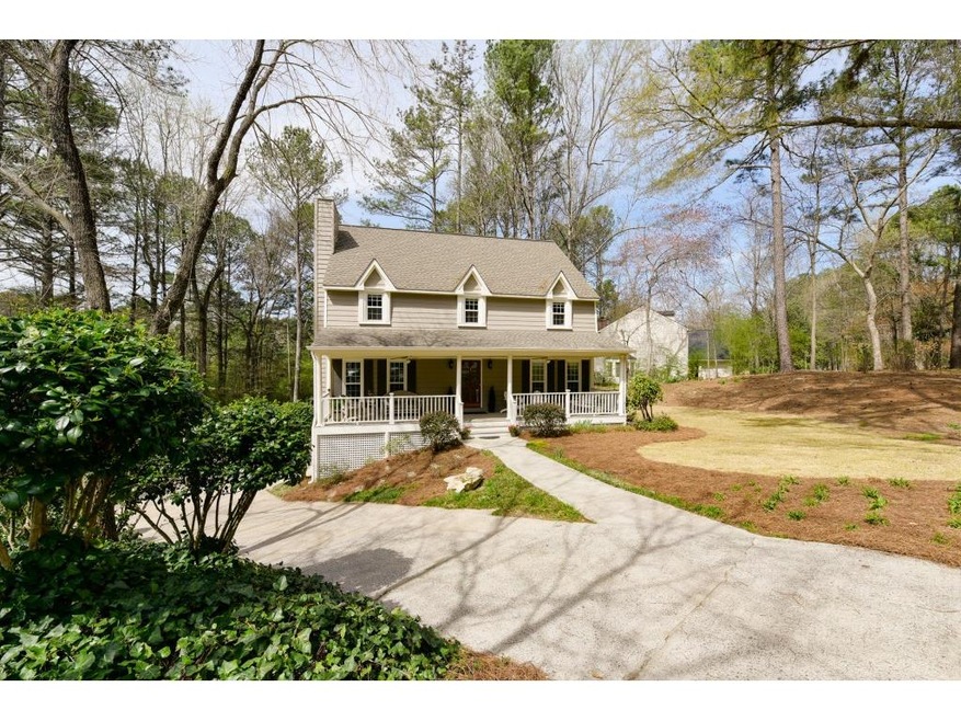 Front Driveway and Entrance