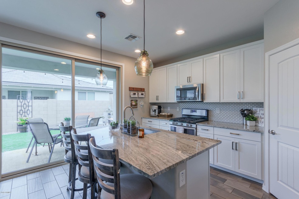 9864 E Kinetic Dr, Mesa, AZ 85212 - photo 1