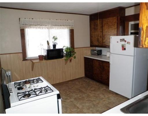 9 Geneva St, Indian Orchard, MA 01151 - photo 1