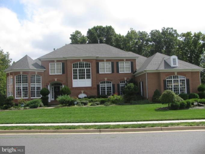 5815 Ridings Manor Place, Centreville, VA 20120 - photo 1