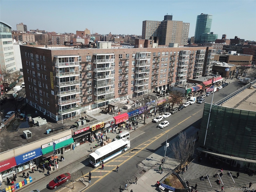 Park Regent Condominium unit 3 F, Flushing, NY 11355 - photo 1