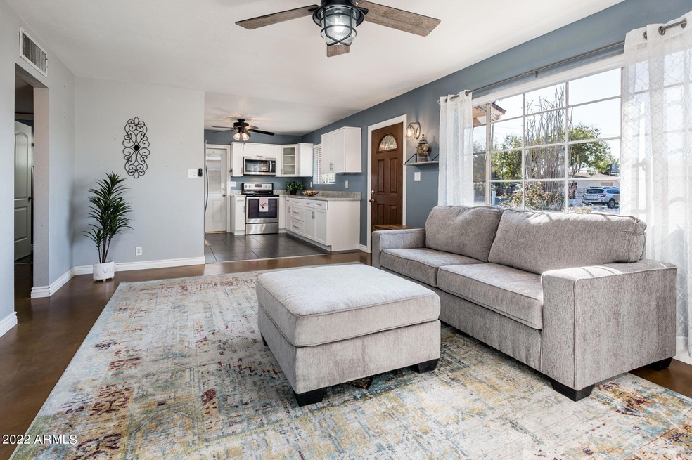 2314 W Pinochot Ave - MLS-9