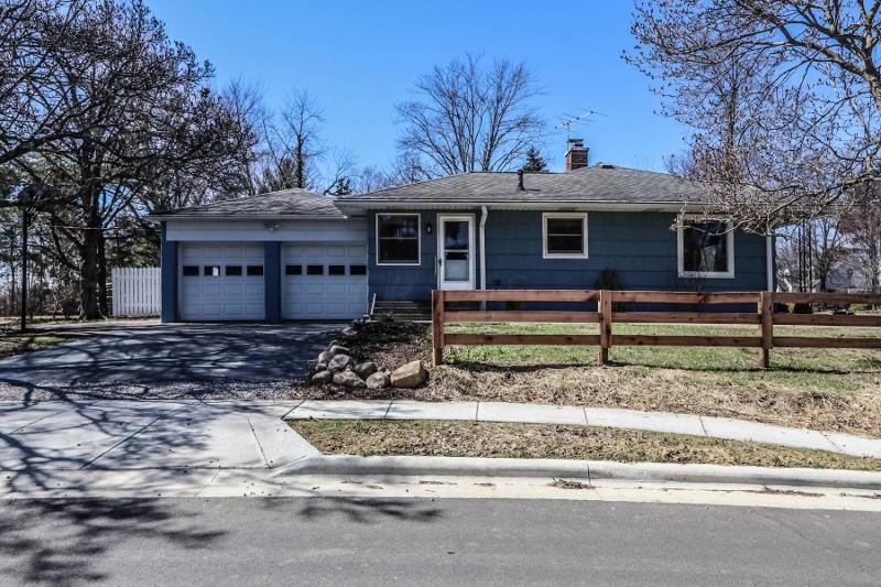 3147 Minerva Lake Rd.