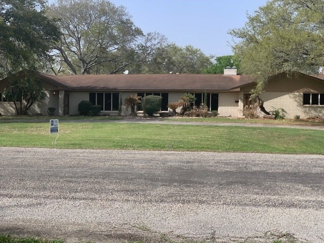 601 6th St, Bay City, TX 77414 - photo 1