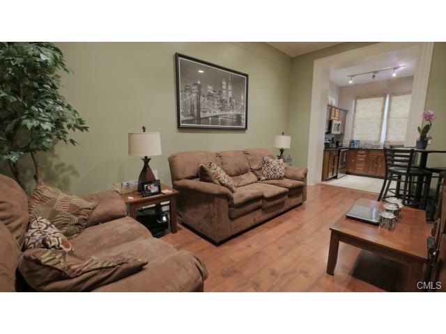 5 Hundley Ct unit 1C, Stamford, CT 06902 - photo 1