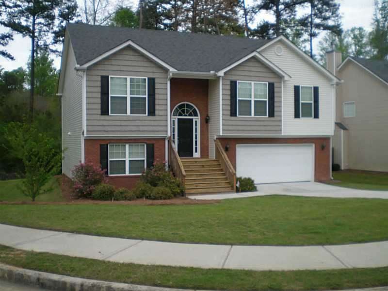 470 Cooper Cir, Winder, GA 30680 - photo 1