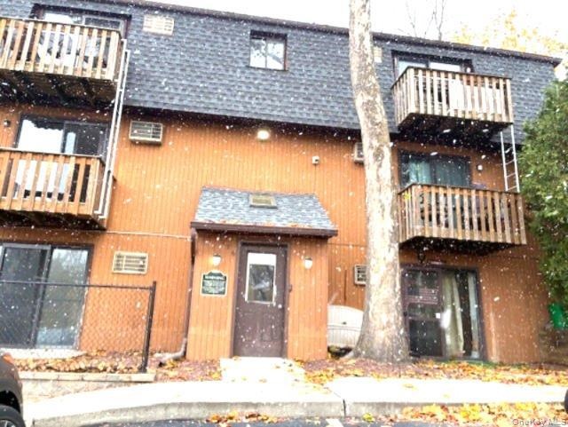 296 High Ave unit 2M, Nyack, NY 10960 - photo 1