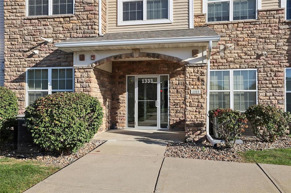 1333 SE University Ave unit 306, Waukee, IA 50263 - photo 1