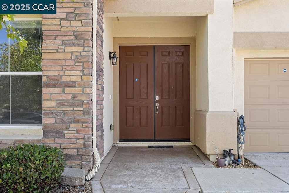 Sold $710,000 • Co-Listing Agent