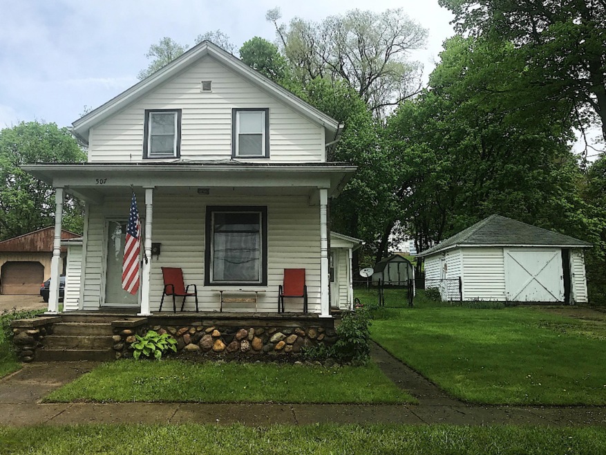 507 Clinton St, Marshall, MI 49068 - photo 1
