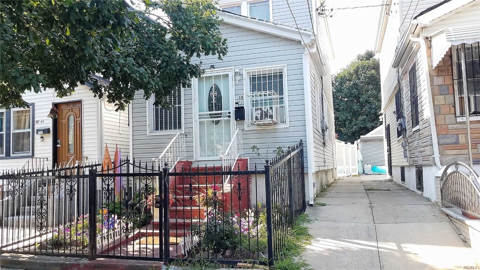 15071 116th Rd, Jamaica, NY 11434 - photo 1