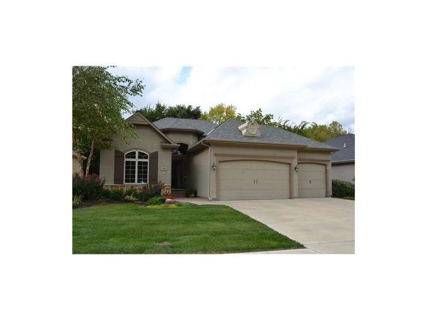 Welcome Home!  3920 NE Grant St., Lee's Summit, MO
