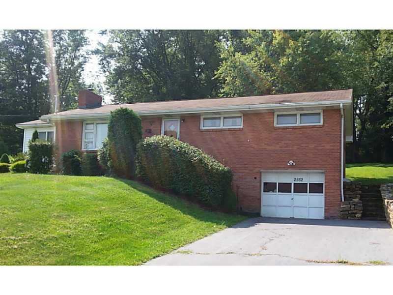 2562 Shelly Dr, Indiana, PA 15701 - photo 1