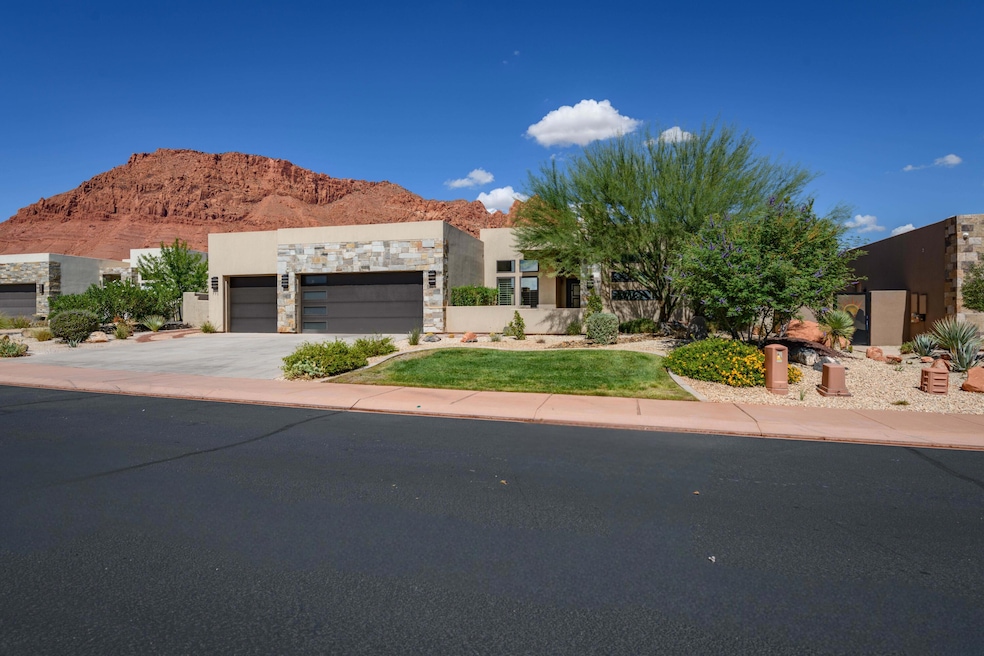 771 E Palisades Cir, Ivins, UT 84738 - photo 1