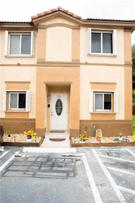 8394 SW 152nd Ave unit 29, Miami, FL 33193 - photo 1