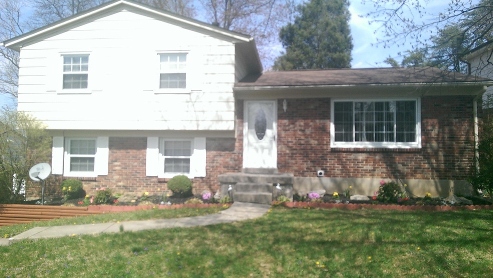 8203 Casualwood Way, Louisville, KY 40291 - photo 1