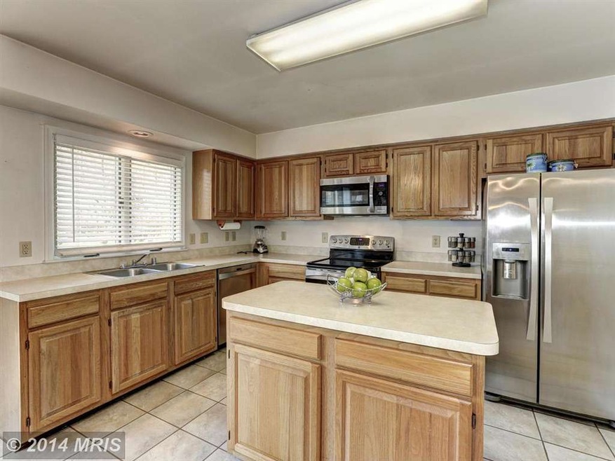 8407 Shadeland Rd, Laurel, MD 20724 - photo 1