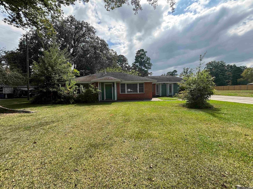 9834 Cal Rd, Baton Rouge, LA 70809 - photo 1