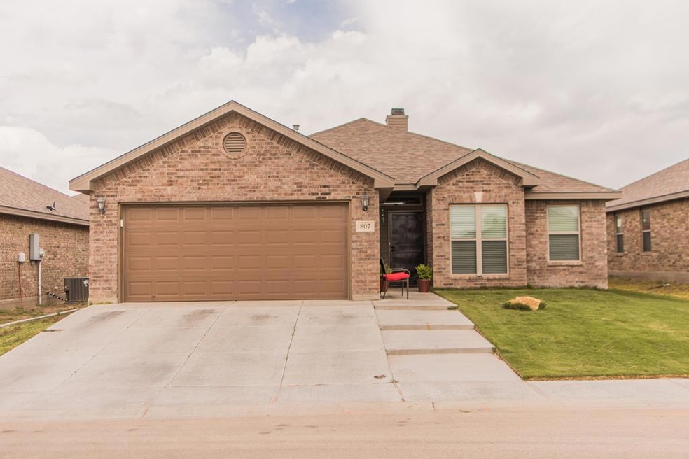 807 E 92nd St, Odessa, TX 79765 - photo 1