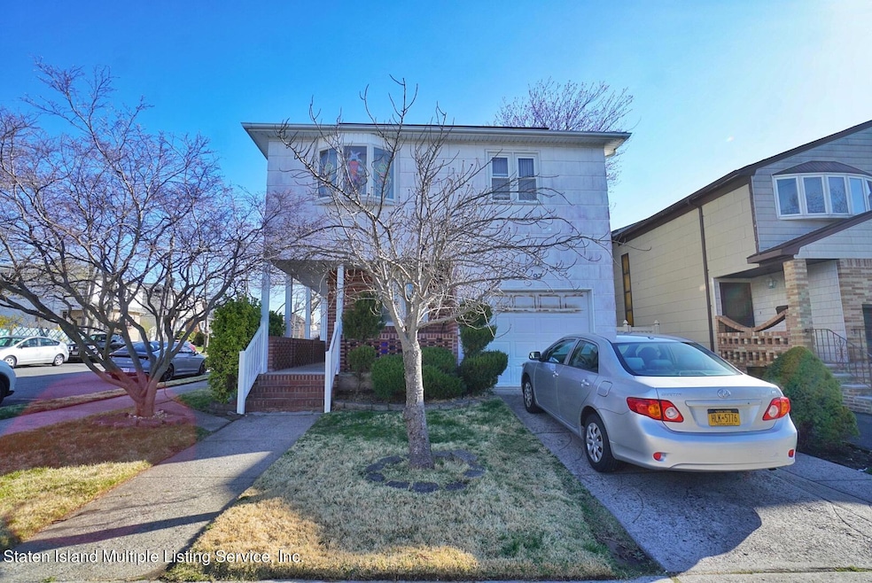 97 Spratt Ave, Staten Island, NY 10306 - photo 1