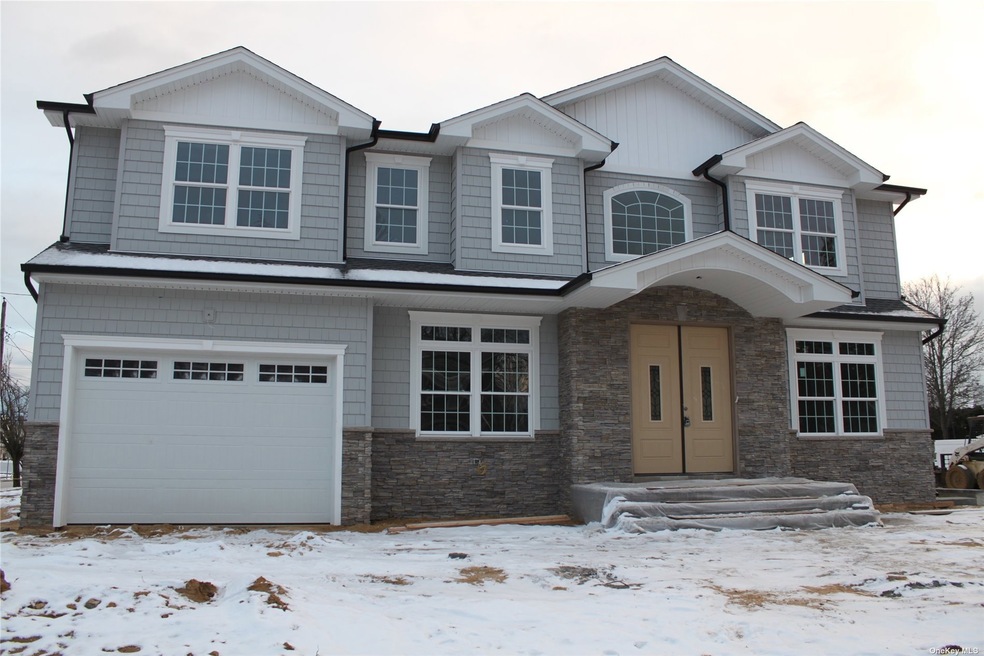 Sold $1,360,000 • Co-Listing Agent