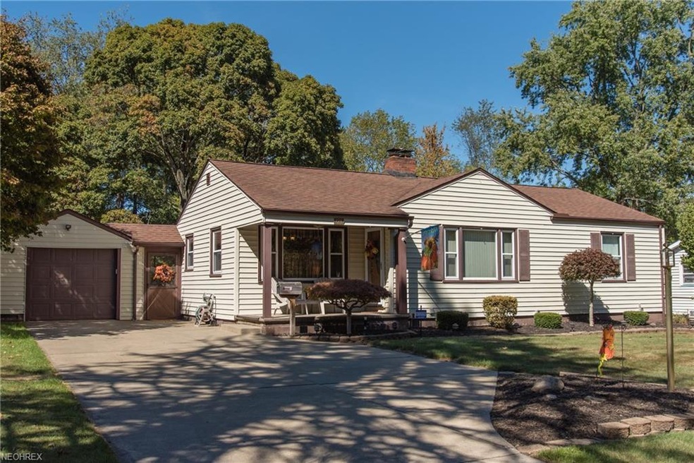 128 Hopewell Dr, Struthers, OH 44471 - photo 1