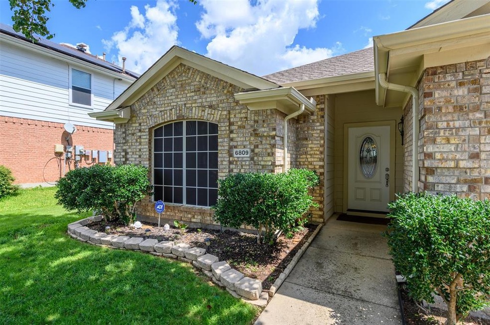 6809 Edgefield Dr, Denton, TX 76210 - photo 1