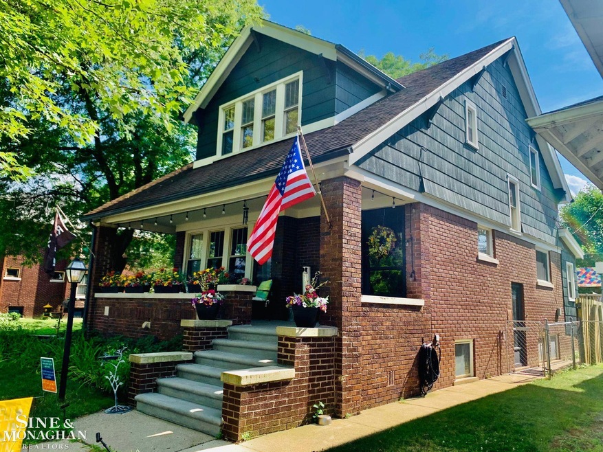 1303 Beaconsfield Ave, Grosse Pointe Park, MI 48230 - photo 1