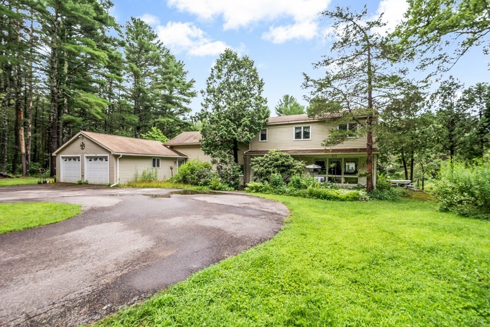 87 Off Ruggles St, Hardwick, MA 01331 - photo 1