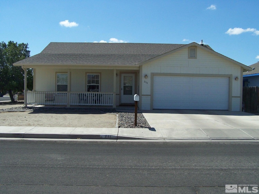 211 Nola St, Fallon, NV 89406 - photo 1
