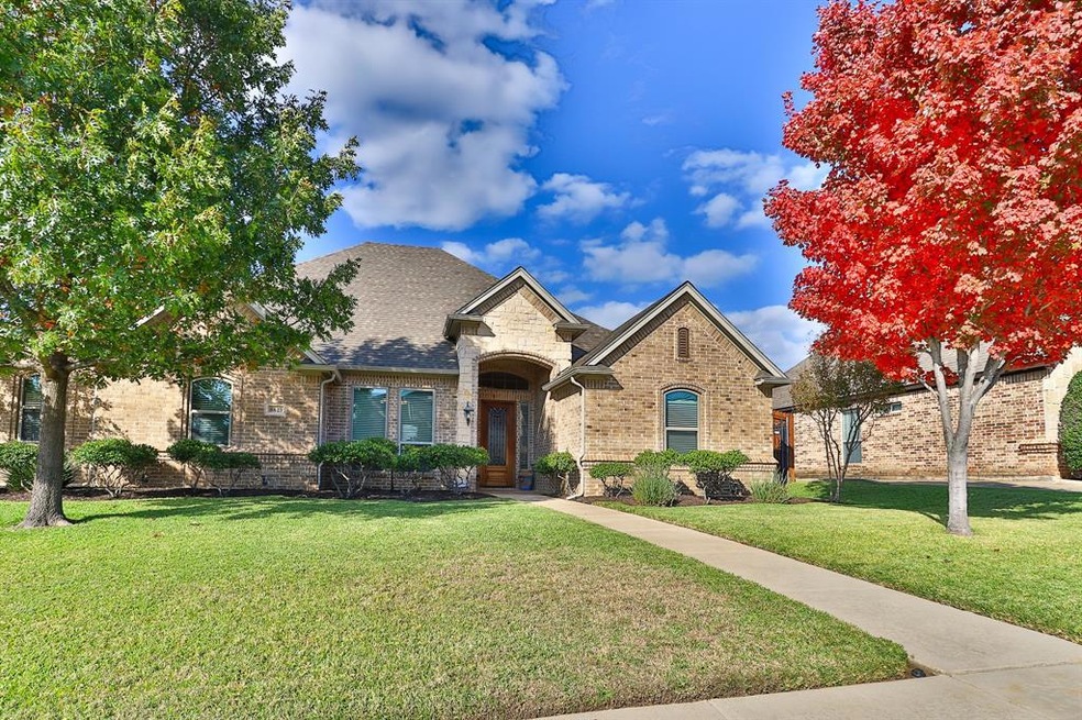 8629 Wishing Tree Ln, North Richland Hills, TX 76182 - photo 1