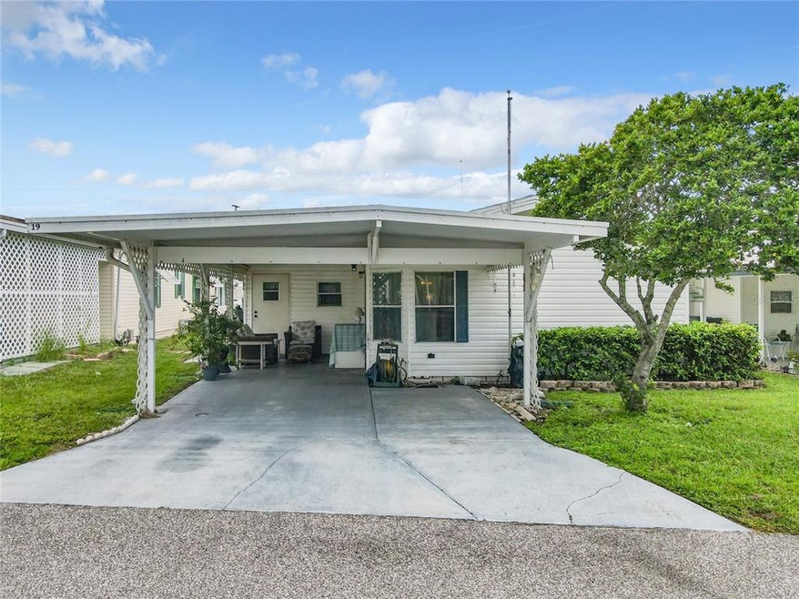 50989 Highway 27 unit 19, Davenport, FL 33897 - photo 1