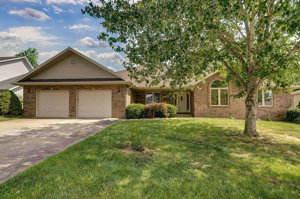 1604 E Bingham-1