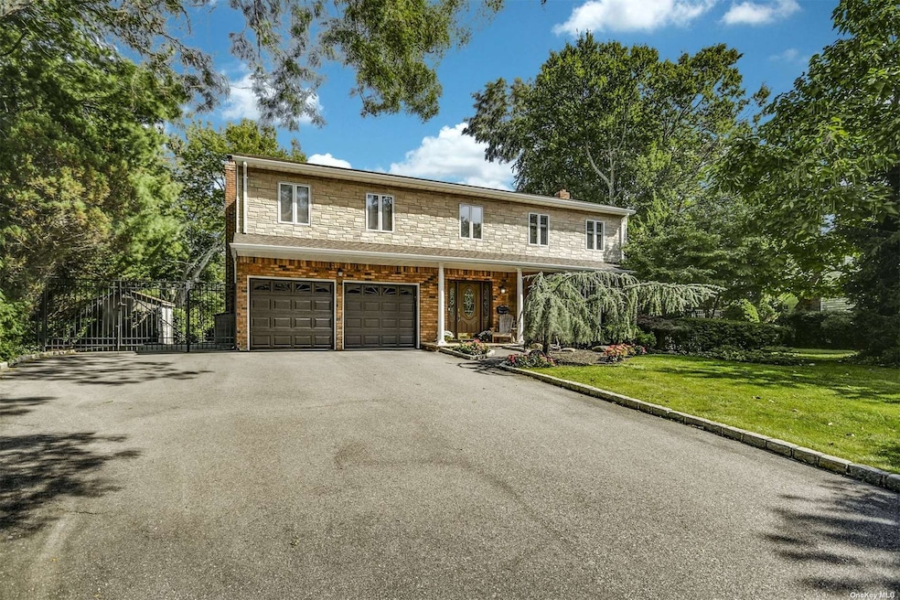 104 Darcy Cir, Islip, NY 11751 - photo 1