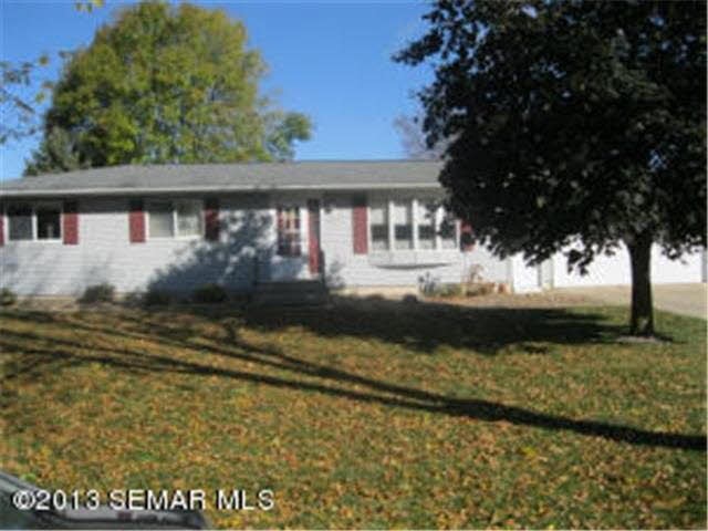 1500 19th Ave SW, Austin, MN 55912 - photo 1