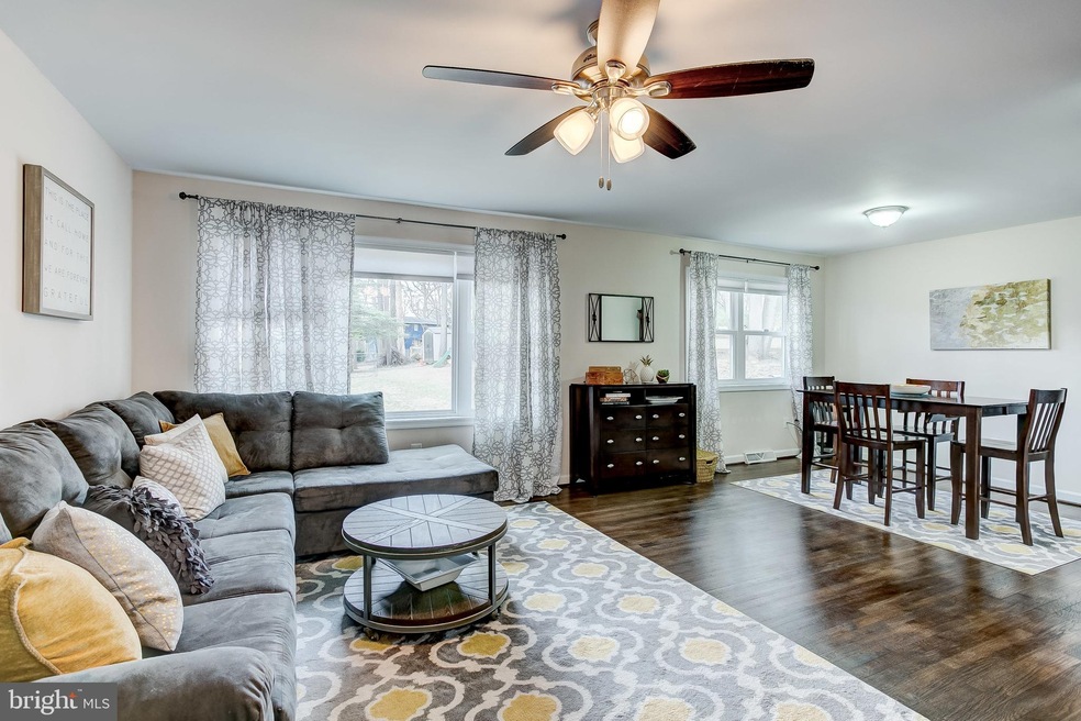 6226 Oak Hill Dr, Sykesville, MD 21784 - photo 1