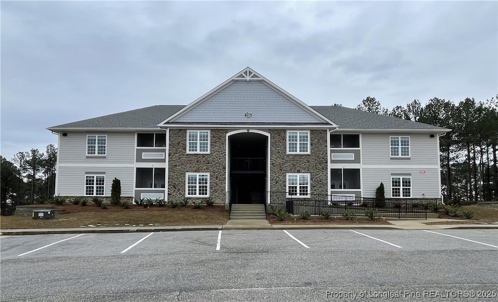 220 Gallery Dr unit 201, Spring Lake, NC 28390 - photo 1