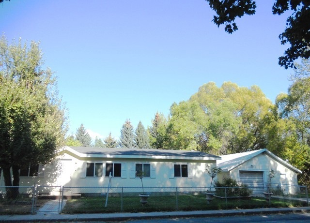 204 W King Ave, Chewelah, WA 99109 - photo 1