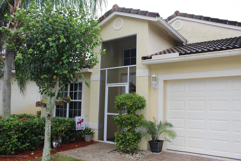 8708 San Andros