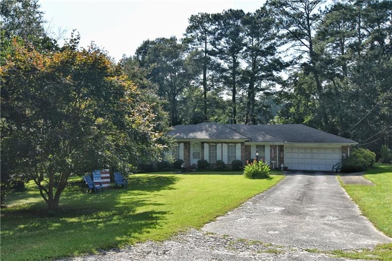 2538 Lake Capri Dr, Conyers, GA 30012 - photo 1