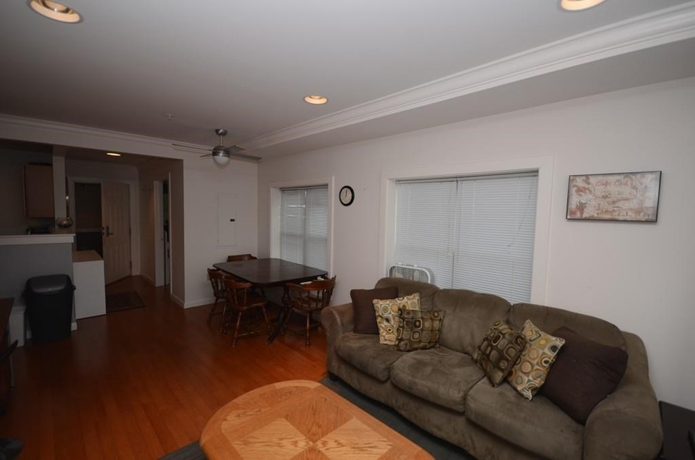 120 Mountfort St unit 307, Boston, MA 02215 - photo 1