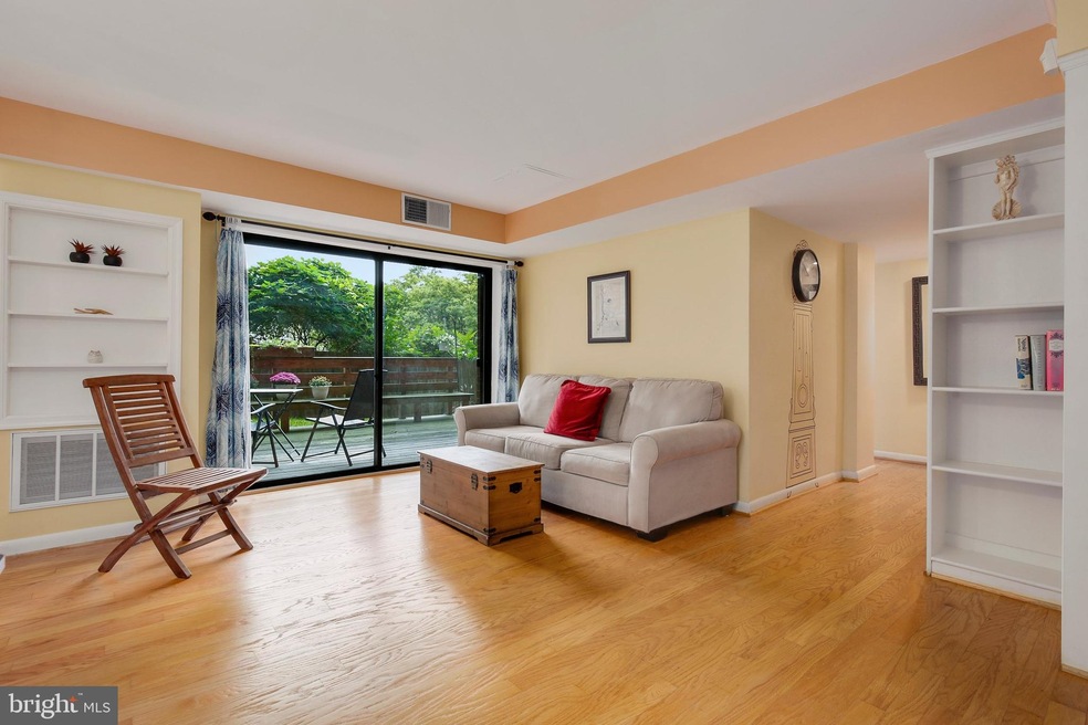 Takoma Phoenix unit 104, Takoma Park, MD 20912 - photo 1