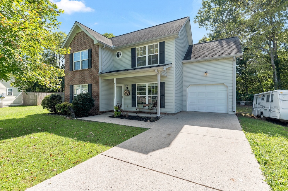 135 Sara Cir, Lebanon, TN 37090 - photo 1