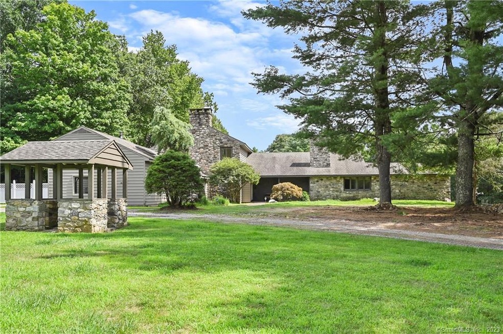 Palatial & very unique Contemporary home!
